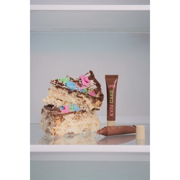 Lipper lip gloss Kyiv cake